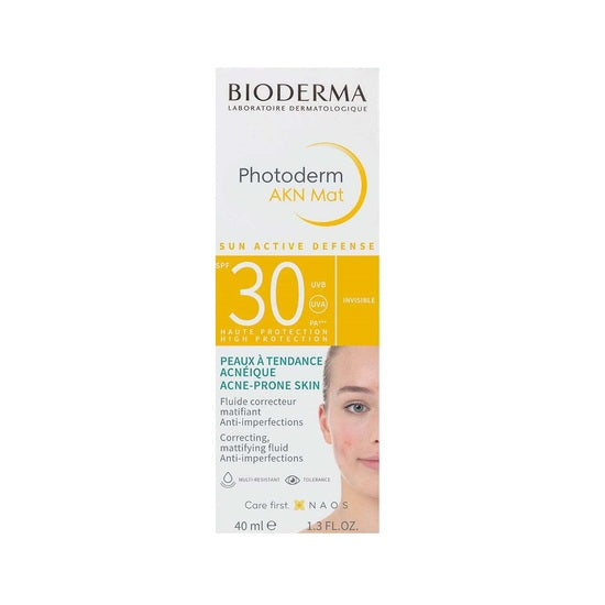 Bioderma Photoderm AKN Mat Sunscreen SPF 30, 40ml